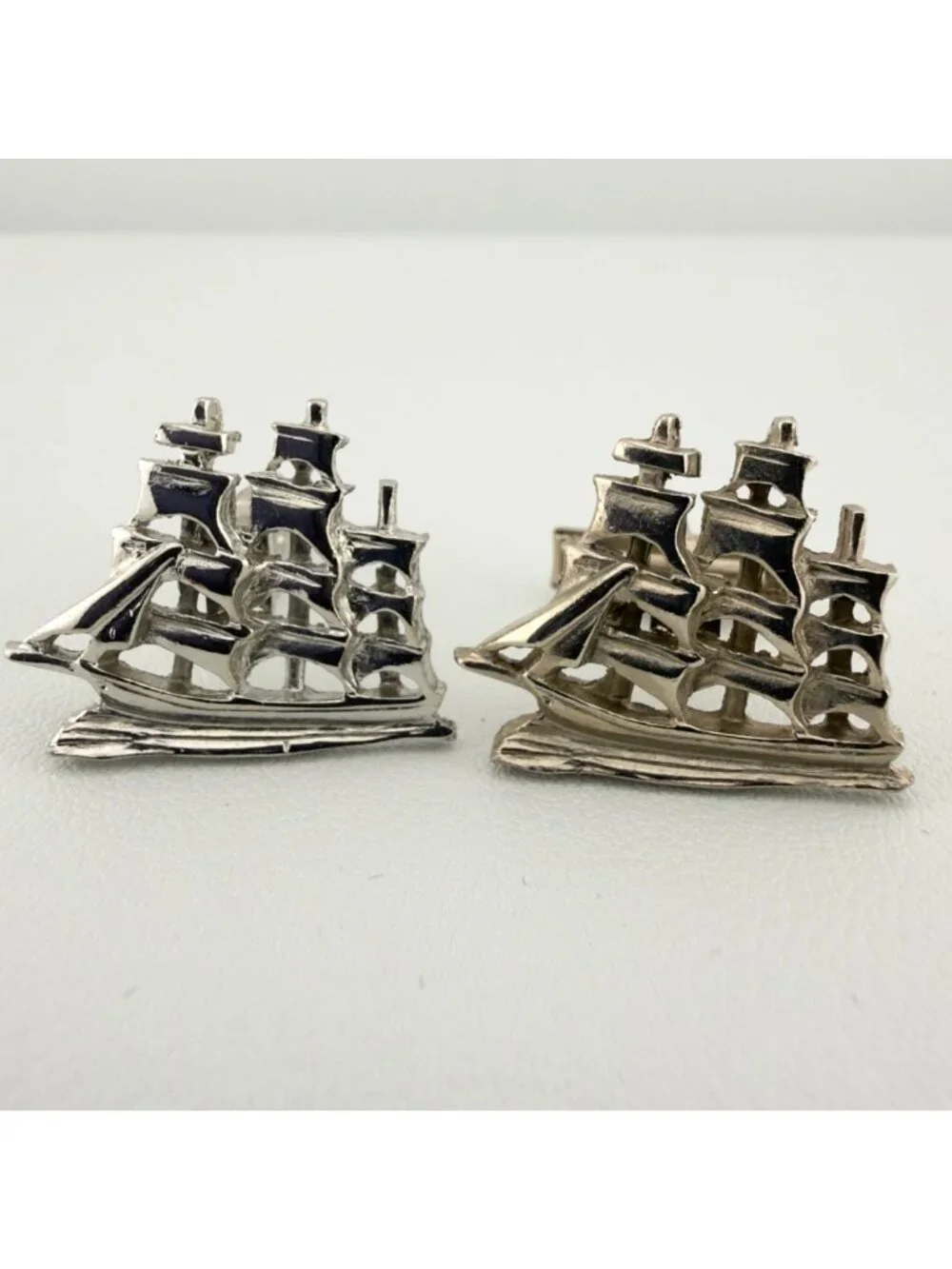 Vintage Cufflinks Set of 2 Tall Ships Mayflower Silver Tone Nautical Sailing